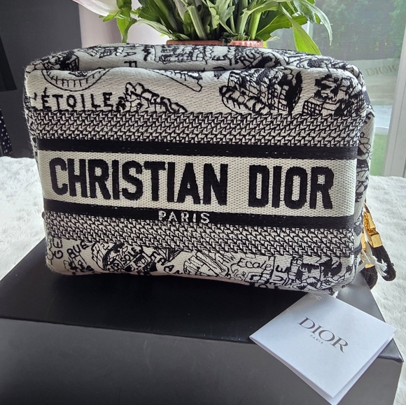 NIB Christian Dior Embroidered Pouch - Picture 1 of 7